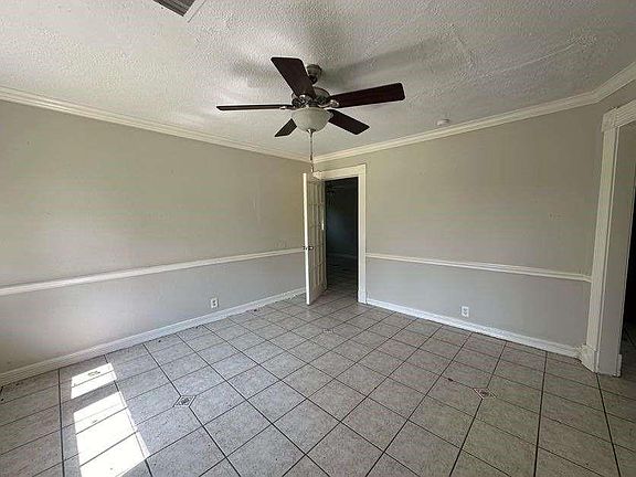 3rd image of 1314 Natchez Ave