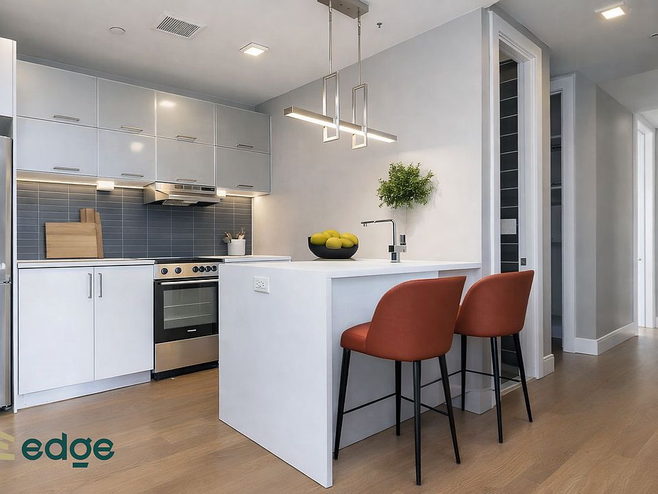 1st image of 259 Evergreen Ave #6C