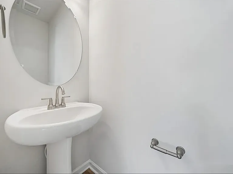 340 Mount McCauley Way — Photo 9