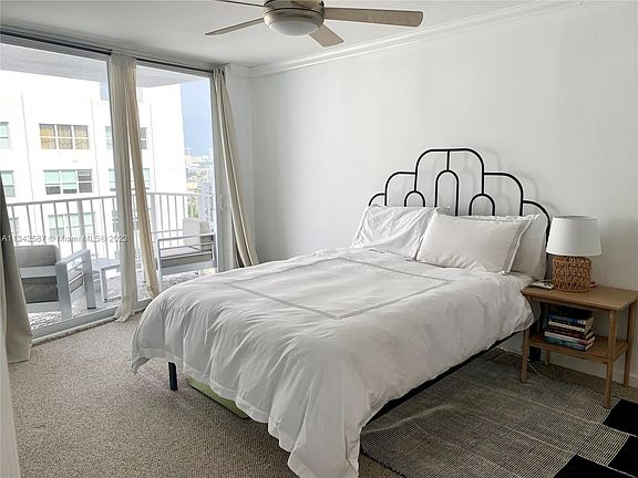 4th image of 1228 West Ave APT 1406