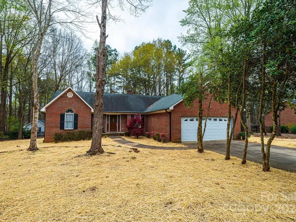 6780 Hawks Nest Ln, Stanley, NC 28164