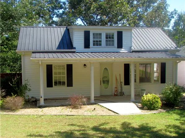 3840 Cadiz Rd, Bumpus Mills, TN 37028