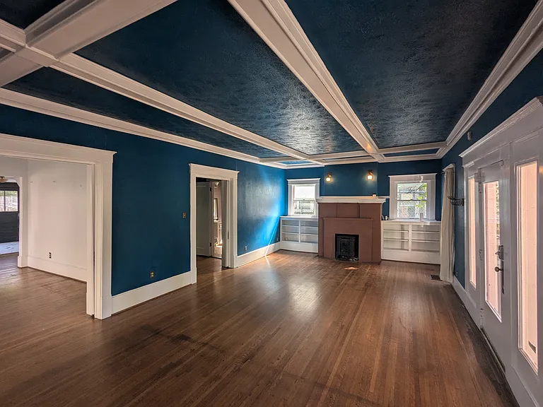 4526 Reiger Ave — Photo 2