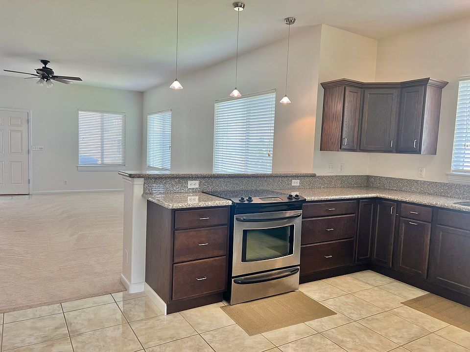 1st image of 115 Moolu Cir
