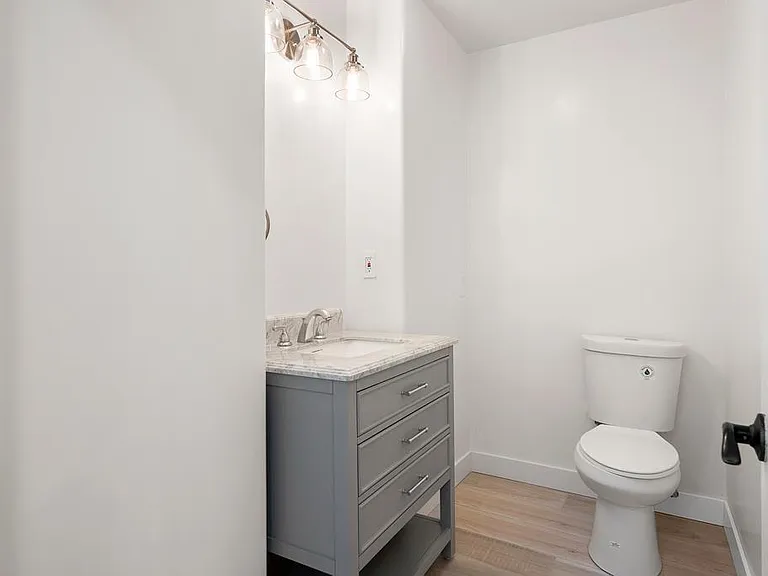 844 Mola Vista Way #844 — Photo 17