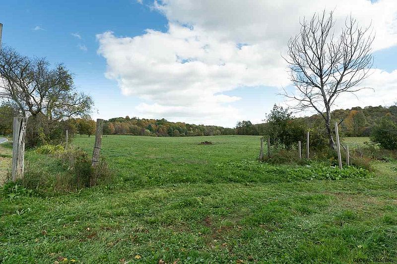 3rd image of 00 W GLENVILLE Road