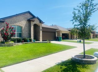 320 Cypress Creek Ln, Denton, TX 76210