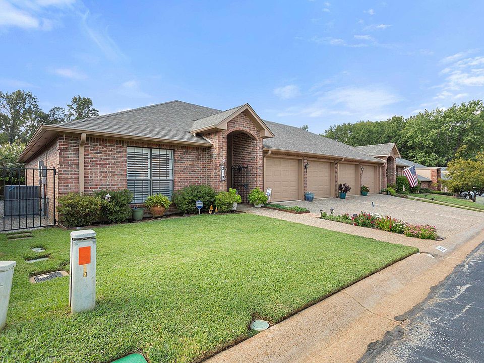 1st image of 312 Amberwood Cir
