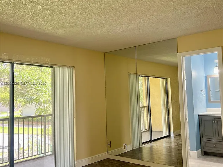 4613 NW 91st Ave — Photo 15