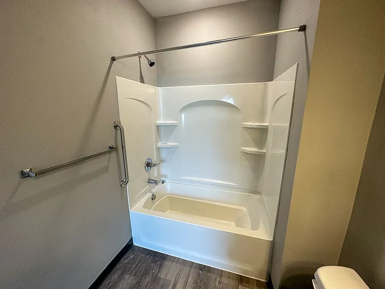 3405 Aurora — Photo 24