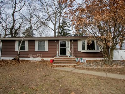 19 N Shore Blvd, Helmetta, NJ, 08828