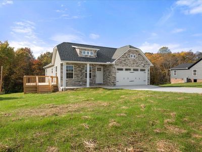 69 Queens Dr, East Bernstadt, KY, 40729