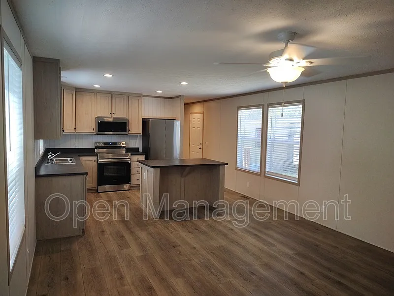 Scottsbluff Estates Mobile Home Community — Photo 4