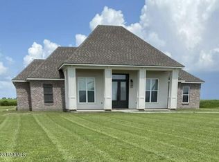 1918 Crochet Rd, New Iberia, LA 70563