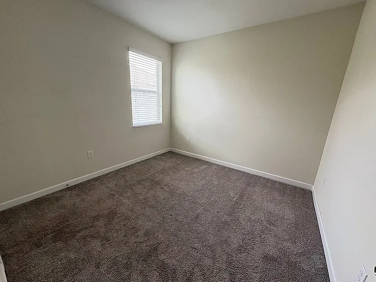 11102 Folklore St — Photo 11