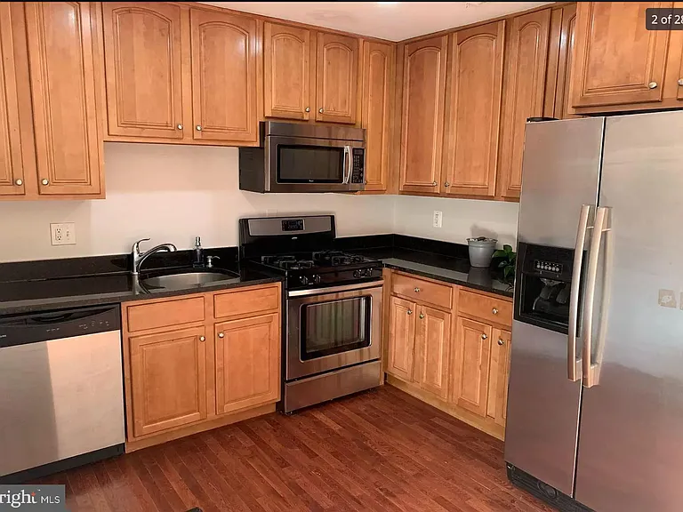 14880 Emberdale Dr — Photo 5