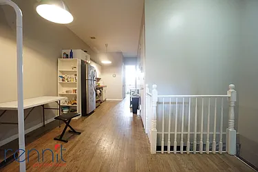 Rented by Rennit Inc.