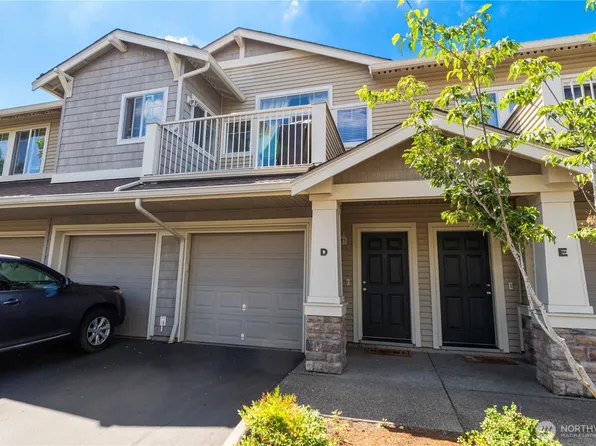 6137 Hazel Loop SE #D, Auburn, WA 98092
