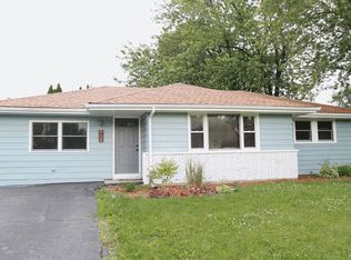 603 Deerpath Dr, Lindenhurst, IL 60046