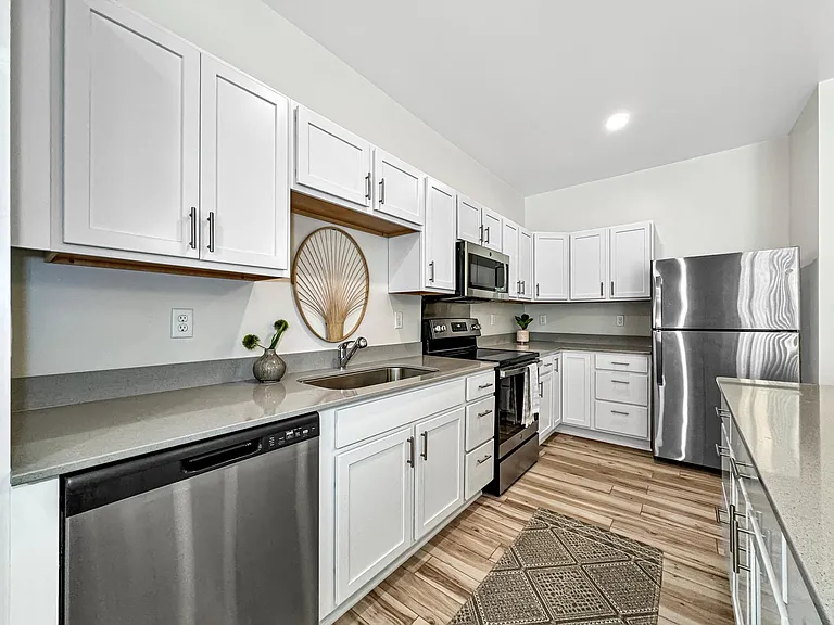 Stratford Pointe — Photo 33