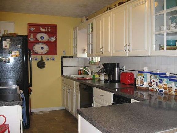 2nd image of 2608 Gaby Cir