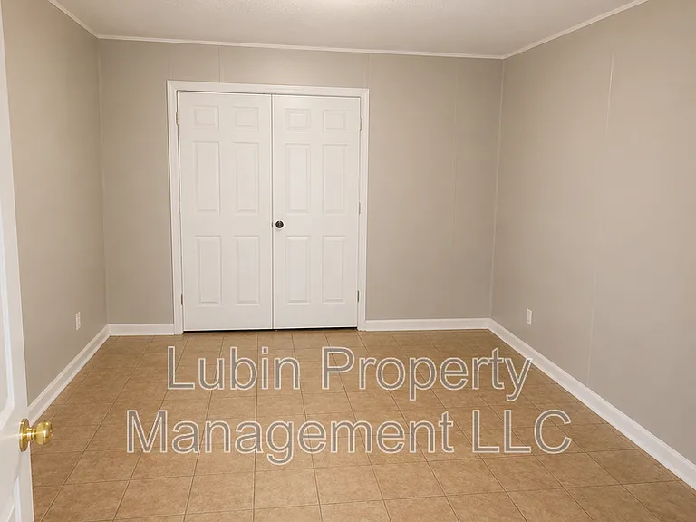 549 Semple Ave — Photo 7