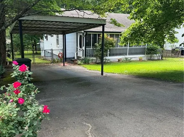 167 Mathews Cir SE, Marietta, GA 30067