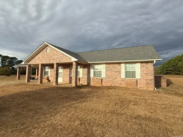 106 Short Rd, Nashville, AR 71852