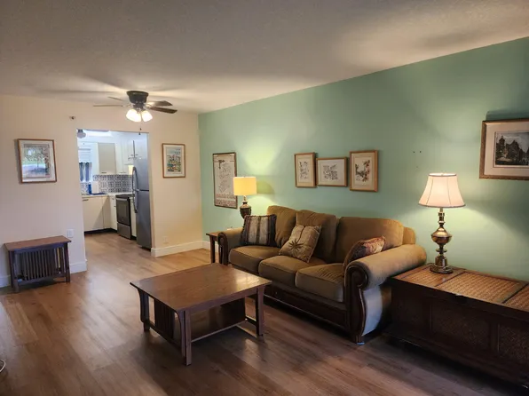 4820 Lucerne Lakes Boulevard #106, Lake Worth, FL 33467