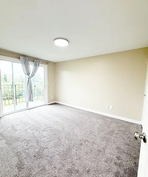 2508-2512 Crystal Springs Rd W — Photo 53