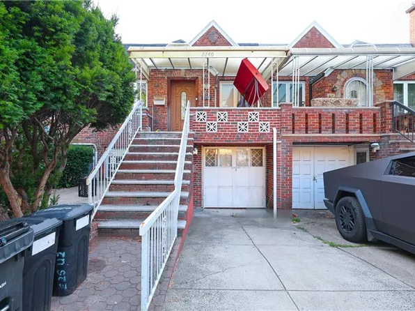 2240 East 26th Street image 1 of 20