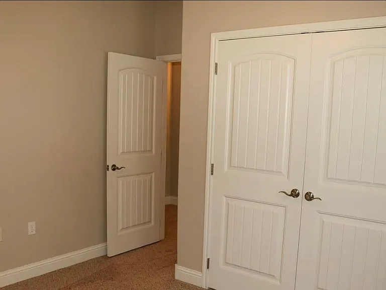 1835 Dillon Wood Dr — Photo 19