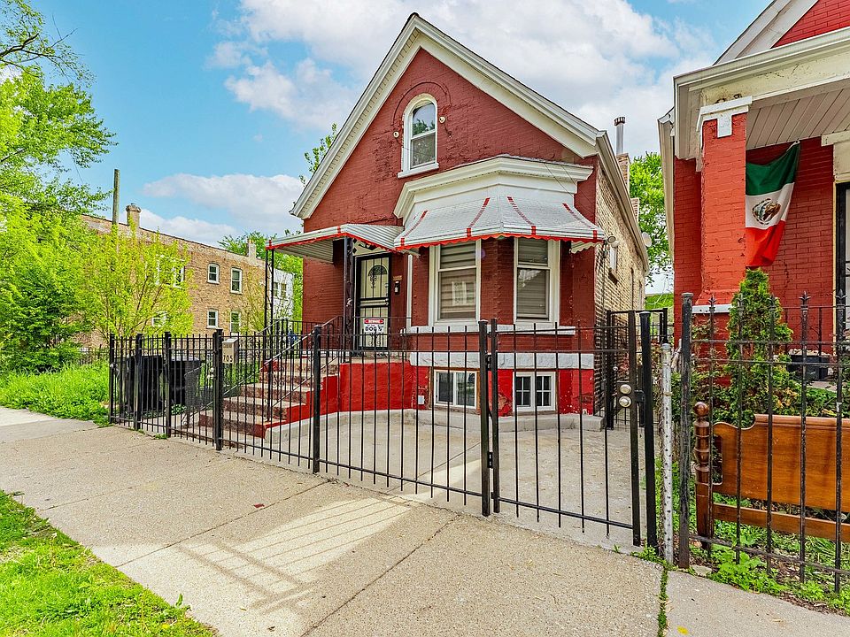 1st image of 705 N Ridgeway Ave