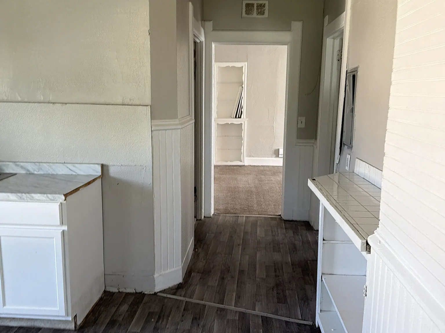 2 bed, $1,000 — Photo 3
