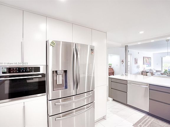 5th image of 16141 Blatt Blvd APT 302