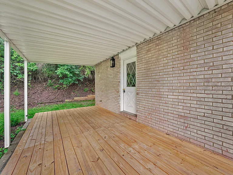 1562 Hedwig Dr — Photo 35