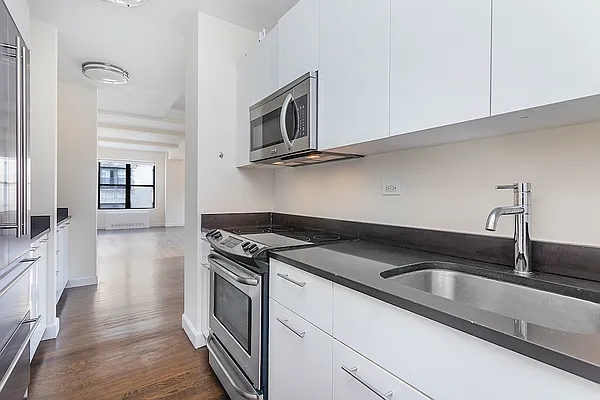 Rented by Bridgeline Property Management, LLC | media 26