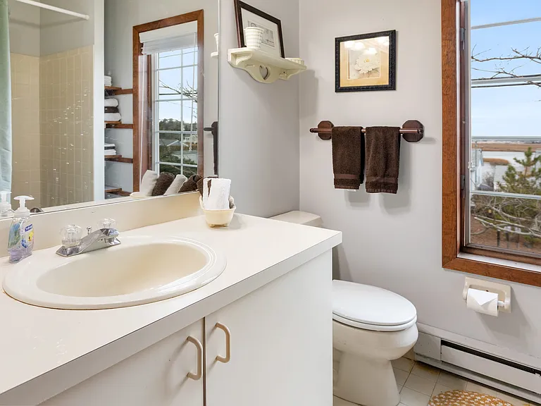 Towd Point Rd — Photo 10