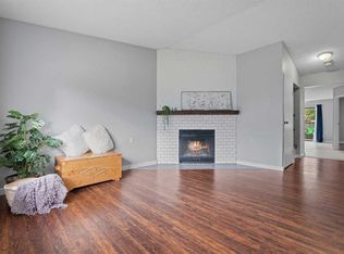 7172 S Coach Hill Rd SW #16, Calgary, AB T3H 1C8