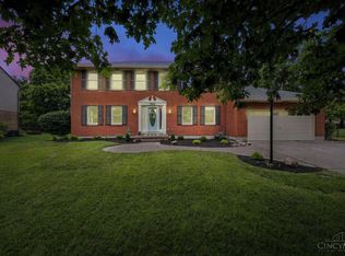 7603 Live Oak Dr, West Chester, OH 45069