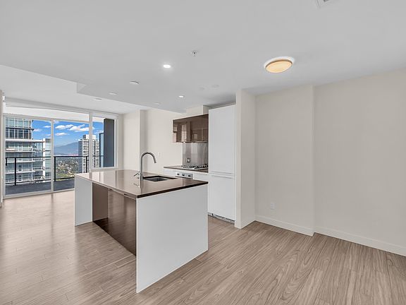 4th image of 6383 McKay Ave #3606