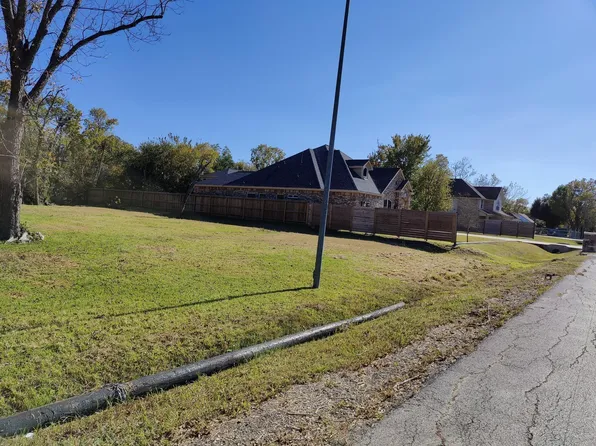 1107 Elberta St, Houston, TX 77051