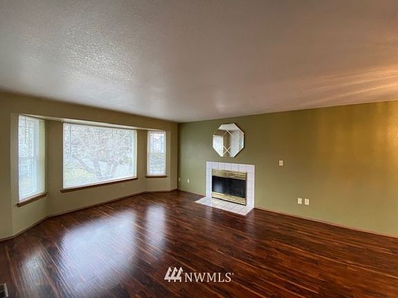 4th image of 9307 106th Avenue Ct SW