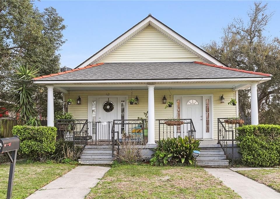 1st image of 304-06 Mound Ave