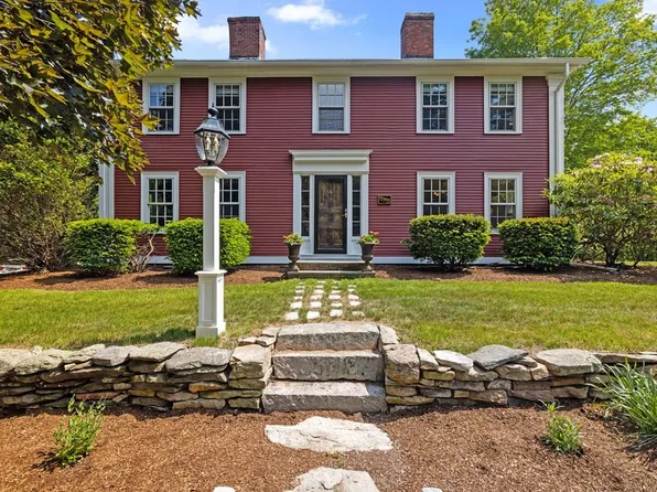 38 Nourse St, Westborough, MA 01581
