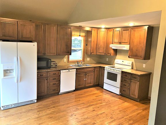 kitchen main level