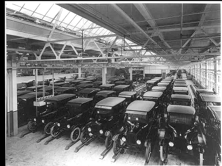 Model T Ford cars were produced at Reynolds Lofts back in the day!