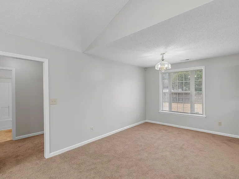 152 Settlers Cir — Photo 9