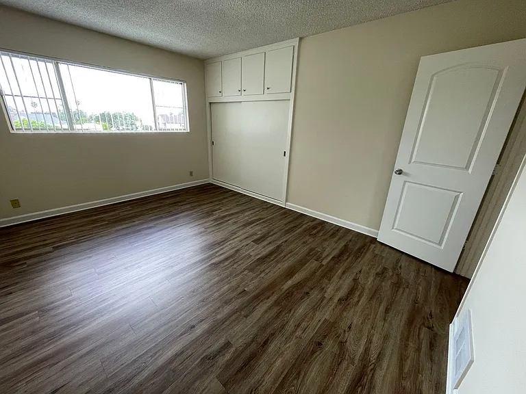460 W. Doran St. Glendale CA — Photo 9