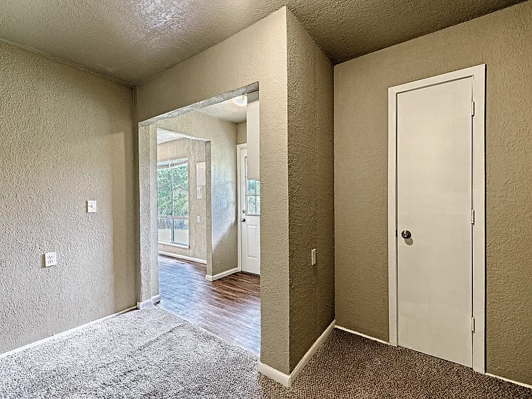 4909 Dalevale Ct — Photo 17